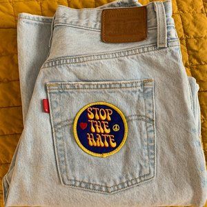 Levis Ribcage Straight Ankle Light wash w/ patch size 28